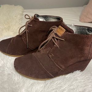 Women’s Size 8 Wedges TOM’s